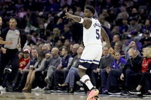 需要這種磨礪！森林狼連續(xù)兩場擊敗勝率5成以上球隊 此前0勝7負