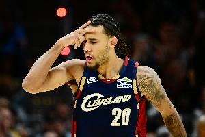 打出來(lái)了！泰森13中11超高效砍下27分11板4助1斷