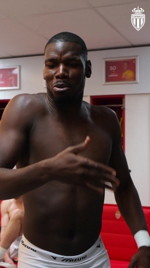 ??魔性！博格巴時(shí)隔2年多重返賽場(chǎng)，在摩納哥更衣室激情熱舞