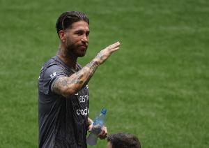 都體：拉莫斯和蒂亞戈·席爾瓦被推薦給米蘭，但后者沒太大興趣