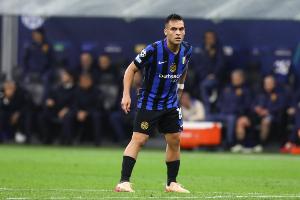 弗洛倫齊：只等球是接不到球的，勞塔羅接球前會(huì)先撞后衛(wèi)