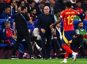 德拉富恩特：亞馬爾可以成為像C羅、馬拉多納或梅西那樣的傳奇