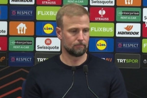 斯圖加特主帥：拜仁并沒有處于低谷 我們要給他們施加壓力