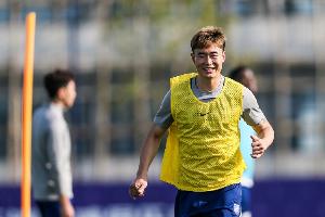 苗原：銅梁龍?jiān)鴮?duì)鄧涵文有想法，今天還是云南玉昆更接近