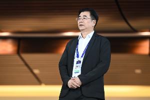 直播吧：宋凱、邵佳一現(xiàn)場(chǎng)觀看足協(xié)杯決賽