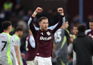 大場(chǎng)面先生，卡什成為本賽季英超首位對(duì)陣曼城、阿森納都破門球員