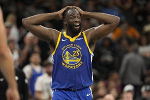 追夢(mèng)：73勝那年我?guī)еX震蕩作戰(zhàn)但我沒(méi)說(shuō) 我怕影響球隊(duì)爭(zhēng)73勝