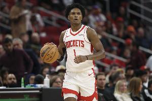 阿門：當(dāng)KD或者申京下場后 我必須成為下一個(gè)站出來的那個(gè)人！