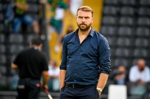 本賽季意甲首勝！維羅納主帥：球隊和高層始終支持我，絕不會放棄