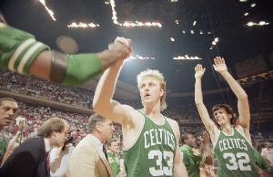 真摯的祝福！祝NBA名宿拉里·伯德69歲生日快樂！??