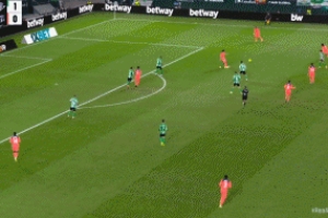 費蘭3分鐘內(nèi)先后包抄+側(cè)鉤完成雙響，巴薩反超比分2-1貝蒂斯