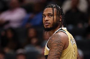 又搞事情了？奇才本場(chǎng)12人名單11人登場(chǎng) 僅惠特摩爾沒撈到時(shí)間