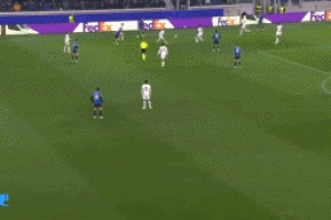 關(guān)鍵！盧克曼突入禁區(qū)小角度射門，被桑切斯撲出