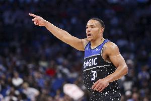 這下值4首輪吧！貝恩轟6記3分狂砍37分6板5助 抬魔術(shù)進(jìn)杯賽4強(qiáng)！