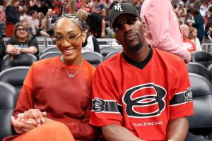 公平！??阿賈要求阿德巴約陪她訓(xùn)練時要打得像個女人