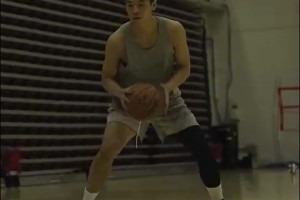 下賽季加盟廣東宏遠！看看崔永熙此前訓練視頻，身手逐漸恢復！