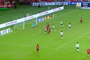 神反應(yīng)！蘇州替補門將郭昊上演門前近距離極限撲救??