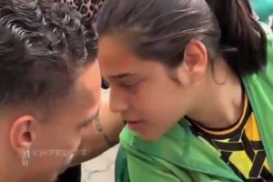 安東尼處理得非常成熟，一不小心就可能毀了他的職業(yè)生涯