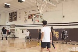 NBA球員訓(xùn)練時彈無虛發(fā)是真的！話說這仨有沒可能湊一隊呢??