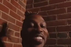 卡特沒有硬榮譽，進(jìn)名人堂是拉低名人堂的門檻？楊毅：我覺得并沒有