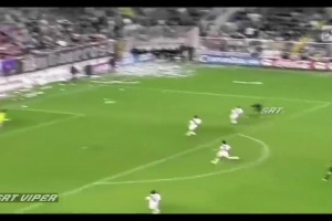 外星人拿球全場沸騰！今天的戰(zhàn)術(shù)是把球傳給大羅！