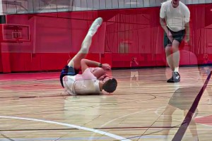 76人恩比德與喬治已經(jīng)開始訓練，期待他們的表現(xiàn)！