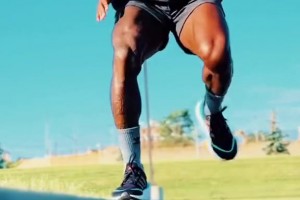 魔鬼筋肉人??！澤-羅伯托這個50歲的老男人對自己太狠了