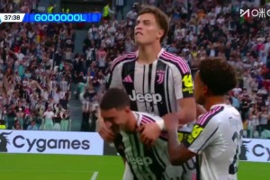 這球太帥了！伊爾迪茲貼地?cái)厥澜绮?，尤文再度領(lǐng)先國米！