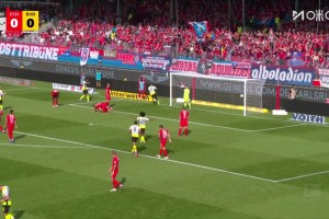 十人多特領(lǐng)先！萊爾森右路精準(zhǔn)傳中，吉拉西高高躍起頭球破門！