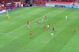 海港丟球！神戶外援轟出一腳世界波，海港0-1落后神戶