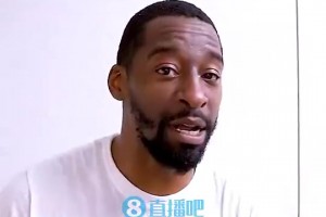 當(dāng)年隔扣詹姆斯錄像被沒收？克勞福德：耐克500刀還沒給！現(xiàn)在得漲價(jià)！