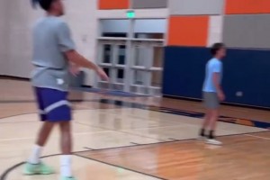 未來同一隊(duì)？布克、拉塞爾和克里斯蒂一起特訓(xùn)