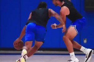 承前啟后！班凱羅、弗拉格等杜克校友組隊(duì)與新陣容進(jìn)行對(duì)抗賽！