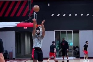 火箭隊(duì)開啟訓(xùn)練營模式，大家狀態(tài)滿滿?。?！