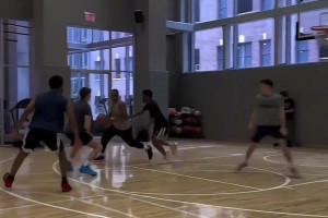 “笑不活了～故意叫錯球星名字這也太欠揍了”??