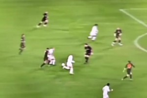 恐怖的瞬間加速！名場(chǎng)面：這是大羅在皇馬的最佳進(jìn)球嗎？