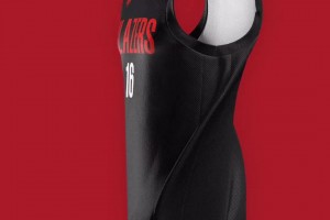 有多少吧友已經(jīng)買了楊瀚森的球衣了？哎呦還不錯(cuò)！