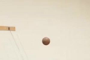 5秒進攻，1次機會！亨德森此前和大球的單挑！