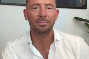 裁判閃開！當(dāng)年基米希標(biāo)志性的怒吼曾激怒“公牛”勞塔羅