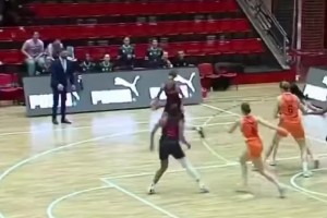 家族基因真強！文班亞馬的姐姐長得不高，但這技術確實很有東西！