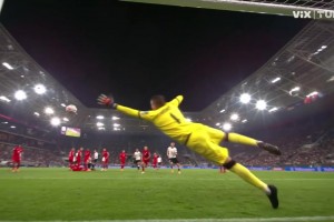 圓月彎刀！勞姆任意球直接破門(mén)！德國(guó)1-0領(lǐng)先盧森堡！