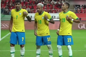 本該是球場上揮灑靈性的精靈！內(nèi)馬爾卡點跳勝利之舞合集！