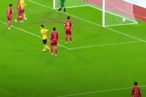 “雄起聲”震天，熱血足球燃爆賽場！超2萬人見證成都VS廣安!