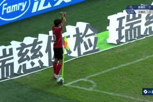 額??！蘇超南通隊這個角球戰(zhàn)術(shù)氣氛組到位了，可惜罰的。。。