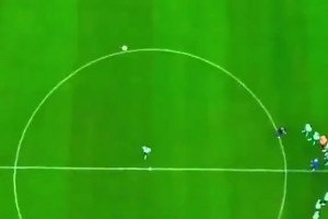 安東尼最搞笑！當(dāng)年巴西眾將挑戰(zhàn)35米高空停球：只有內(nèi)馬爾成功！