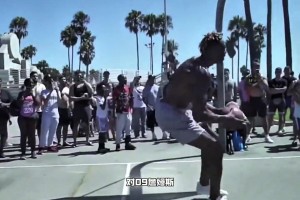 霍華德當(dāng)年單換詹姆斯？楊毅：換不了！