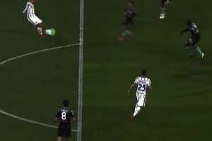 預(yù)熱意甲焦點大戰(zhàn)！國米官推曬當(dāng)年“愛神”飛火流星??