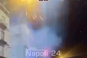 有梅老板那范兒了！實(shí)拍：勞塔羅率領(lǐng)國(guó)米眾將出場(chǎng)??