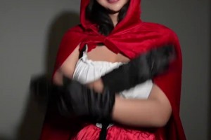 快生了吧？??張曼源曬手勢(shì)舞視頻：胖的我扭兩下都?xì)獯跤? >
                                        </div>
                                    </div>
                                                                        <div   id=