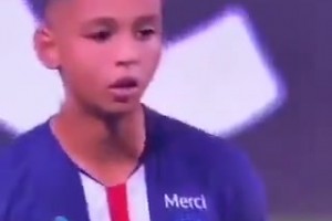 誰最可愛？網(wǎng)友當(dāng)年惡搞兒童版歐冠決賽拜仁vs巴黎！